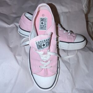 CONVERSE One-Star Canvas Low top women sneakers